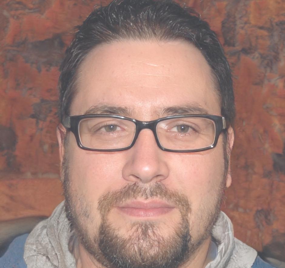 Carlos Mendoza, especialista en educación financiera